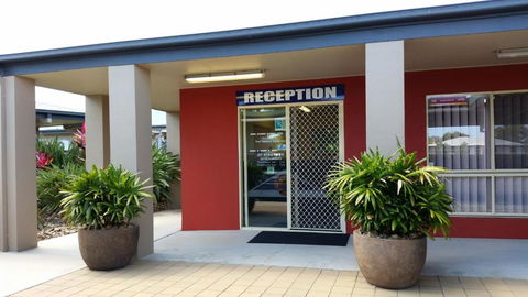 Port Denison Motor Inn - Accommodation Sunshine Coast 2