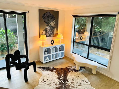 Position Perfection- Mornington - Accommodation Sunshine Coast 3