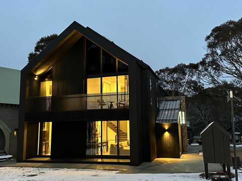 RAM, Alpine Getaways - Accommodation Sunshine Coast 1