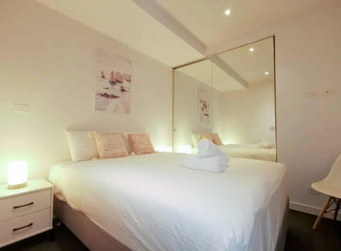 PR126-1 BR Comfy Stay Next To Station With FREE Parking - Accommodation Sunshine Coast 0