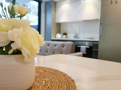 PR126-1 BR Comfy Stay Next To Station With FREE Parking - Accommodation Sunshine Coast 1