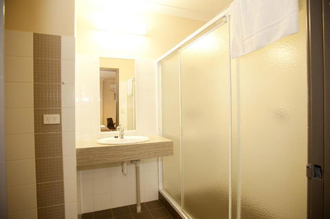 Prince Of Wales Hotel, Bunbury - Accommodation Sunshine Coast 3