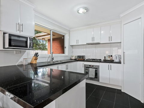 PRIVATE ROOM 4 And PRIVATE ROOM 5 Beside Monash University In Clayton - Accommodation Sunshine Coast 3