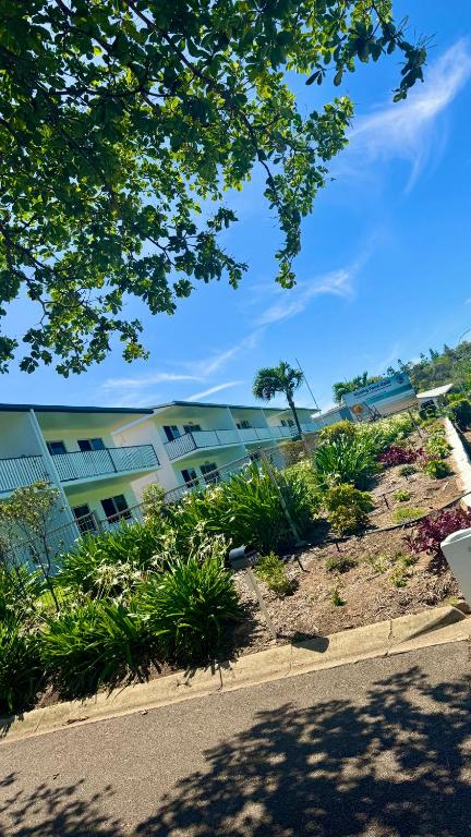 QCWA K P Units - Accommodation Sunshine Coast 3