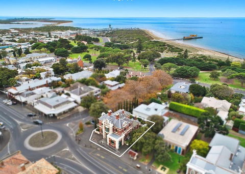 QPO QUEENSCLIFF - Accommodation Sunshine Coast 1