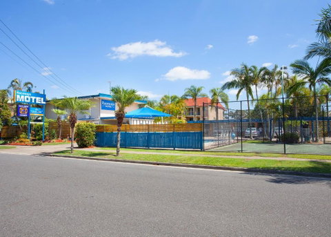 Raceways Motel - Accommodation Sunshine Coast 1