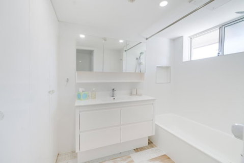 Rainbow Bay - 2BR Haven - Accommodation Sunshine Coast 1
