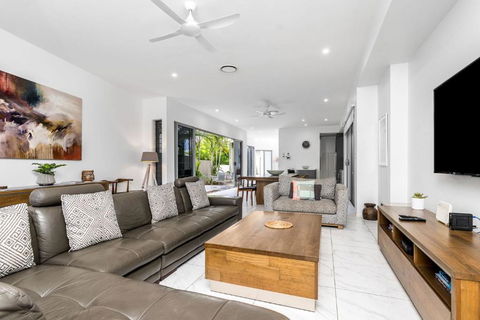 Ray Of Sunshine - Accommodation Sunshine Coast 2