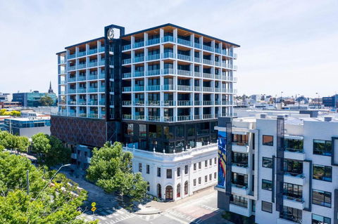 R Hotel Geelong - Accommodation Sunshine Coast 0