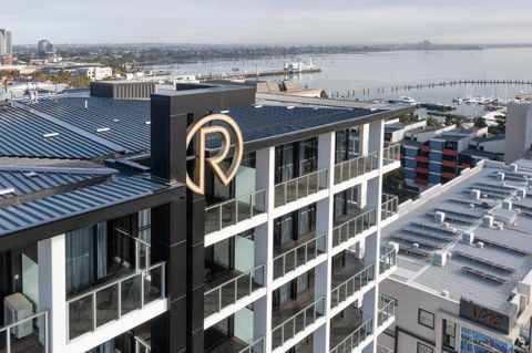 R Hotel Geelong - Accommodation Sunshine Coast 1