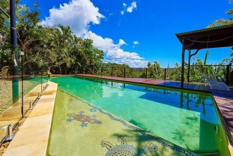 Private Access Retreat 1 Queen Bedroom W Stunning Pool And Ocean Views - Accommodation Sunshine Coast 1