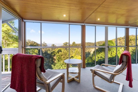 Ravensbourne Escape - Windsong - Accommodation Sunshine Coast 0