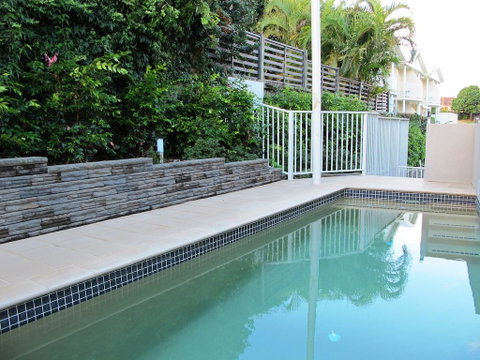 Aston Hill Motor Lodge - Accommodation Sunshine Coast 1