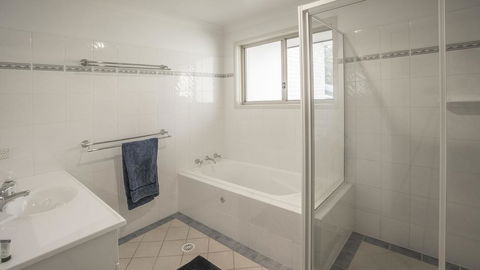 Atlantis On Lake Conjola - Sandra St 1 Lake Conjola - Accommodation Sunshine Coast 3