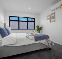 AU.JOY 3 Bed Townhouse Burwood 3 - Accommodation Sunshine Coast