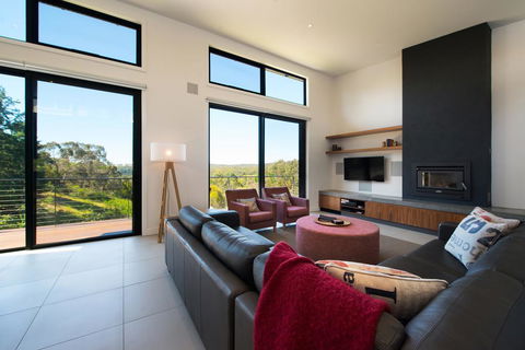 Aura House - Accommodation Sunshine Coast 3