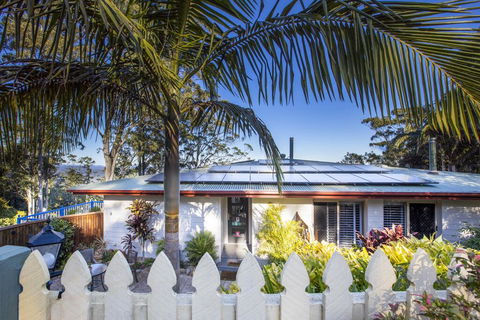 Avocado Sunset Bed & Breakfast - Accommodation Sunshine Coast 2