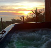 Award Winning Beach Front Retreat - Accommodation Sunshine Coast