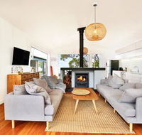 Ayana Beach House - Pet Friendly - Opposite Beach - Accommodation Sunshine Coast