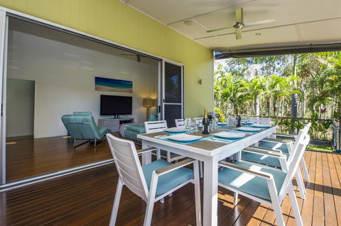 Azur Villa - Accommodation Sunshine Coast 1