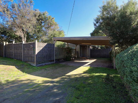 Back Beach Hideaway - Accommodation Sunshine Coast 0