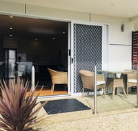 Balmoral Apartment Binalong Bay - Accommodation Sunshine Coast