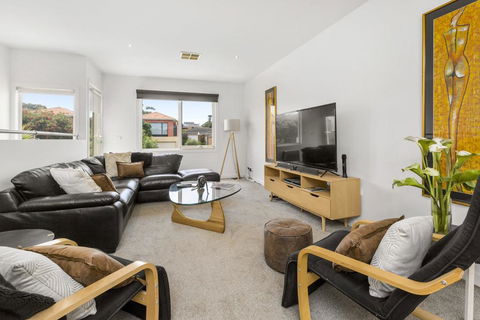 BANGALOW - MORNINGTON - Accommodation Sunshine Coast 3