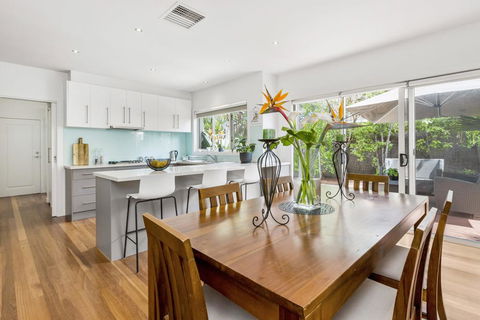 BANGALOW - MORNINGTON - Accommodation Sunshine Coast 1