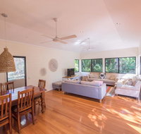 Banksia - Accommodation Sunshine Coast
