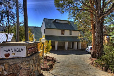 Banksia 2/35 Townsend Street - Accommodation Sunshine Coast 0