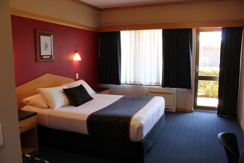 Lyalls Mill WA Accommodation Sunshine Coast