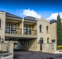 Banyan Place - Accommodation Sunshine Coast