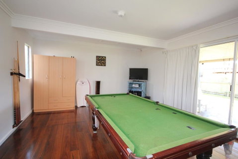 BANYANDAH 557 Ocean Drive NH - Accommodation Sunshine Coast 2