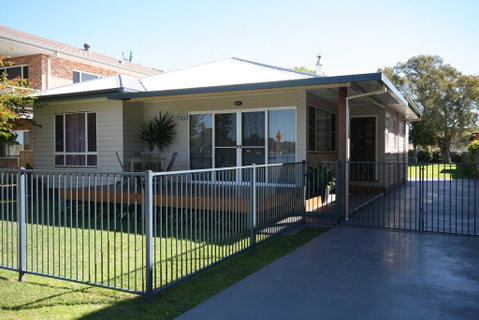 BANYANDAH 557 Ocean Drive NH - Accommodation Sunshine Coast 0