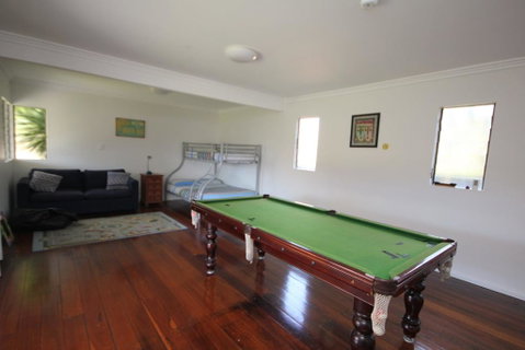 BANYANDAH 557 Ocean Drive NH - Accommodation Sunshine Coast 3