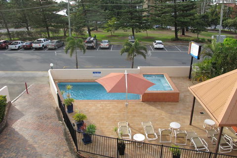 Barbados Holiday Apartments - Accommodation Sunshine Coast 2