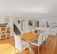Bay Breeze Retreat - Accommodation Sunshine Coast