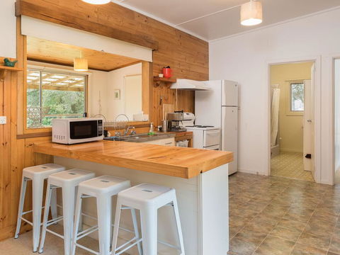 Bay Cottage - Accommodation Sunshine Coast 2