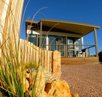 Bay Of Islands Apartments - Accommodation Sunshine Coast
