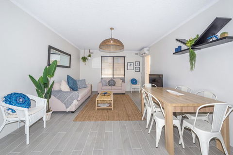 Bay Village 2 - Shoal Bay - Accommodation Sunshine Coast 3