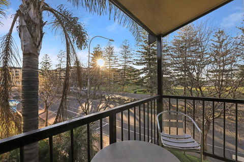 Bayview Apartments - Accommodation Sunshine Coast 1