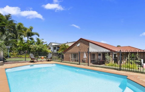 BB233 Banksia Beach Family Home - 4 Bedrooms - Accommodation Sunshine Coast 0