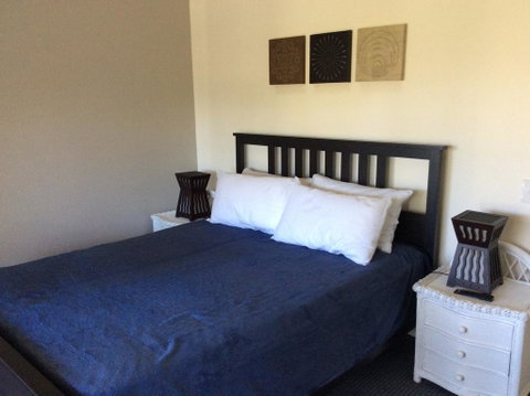 Beach Breakers Resort - Accommodation Sunshine Coast 2