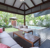 Beach Condominium - Accommodation Sunshine Coast