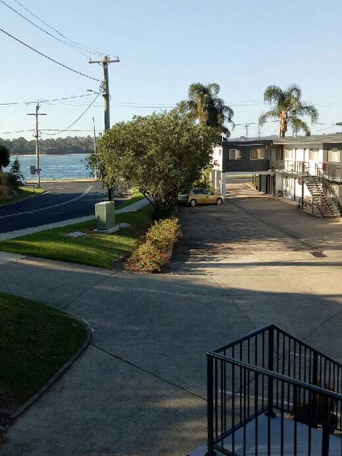 Beach Drive Motel - Accommodation Sunshine Coast 3