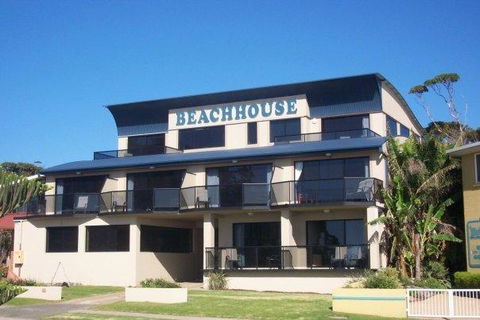 Beach House Mollymook - Accommodation Sunshine Coast 1