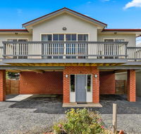 Beach House Phillip Island - Accommodation Sunshine Coast