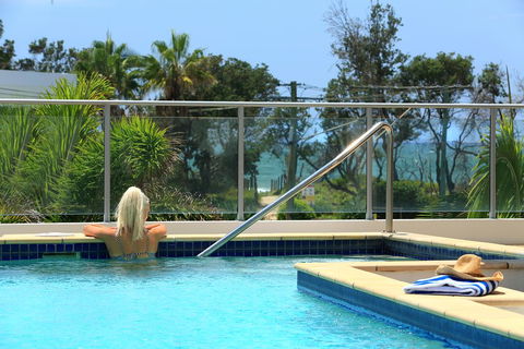 Beach On Sixth - Accommodation Sunshine Coast 3