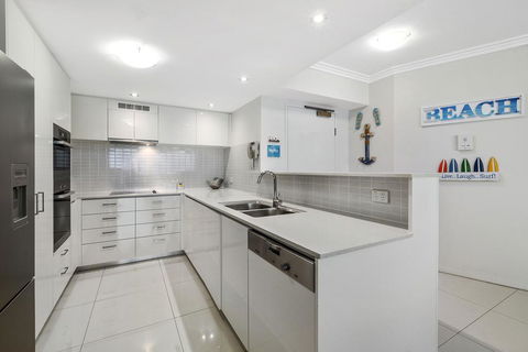 Beach On Sixth - Accommodation Sunshine Coast 2