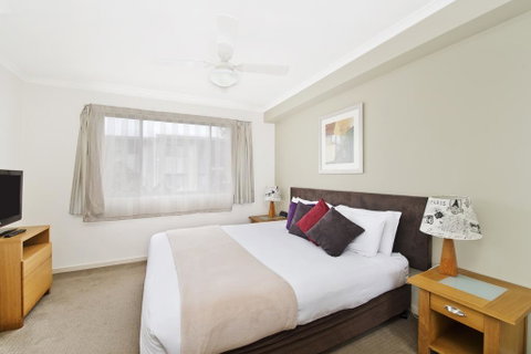 Beach Resort Apartment - Accommodation Sunshine Coast 2